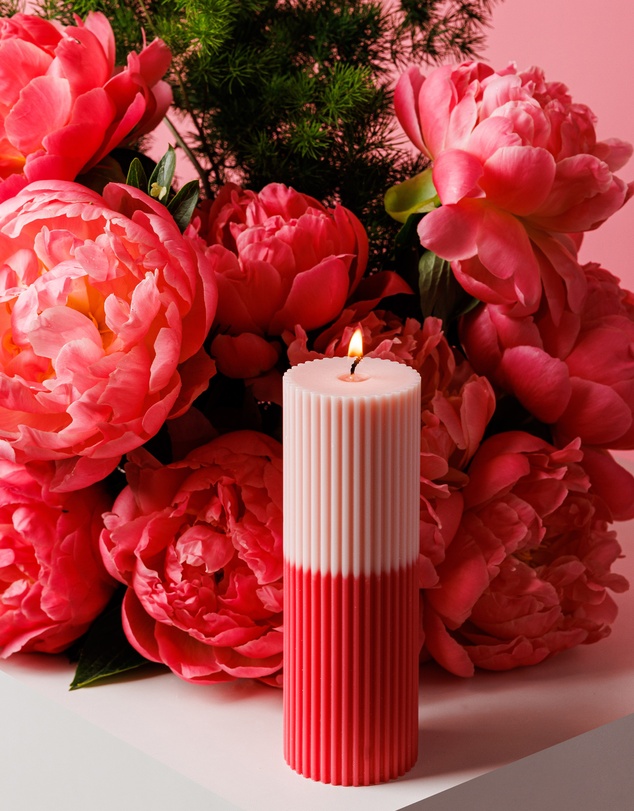 XRJ Celebrations - Pillar Two-Tone Sweet Valentine Candle