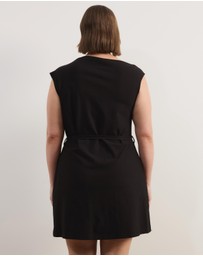 Atmos&Here Curvy - Ava Slash Neck Mini Dress