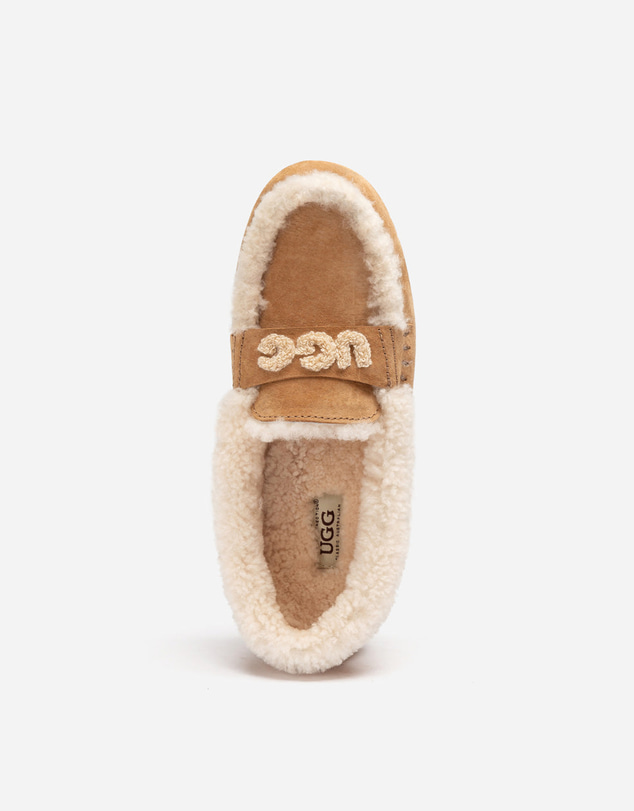 Ozwear Connection Uggs - Violet Shearling Moccasin