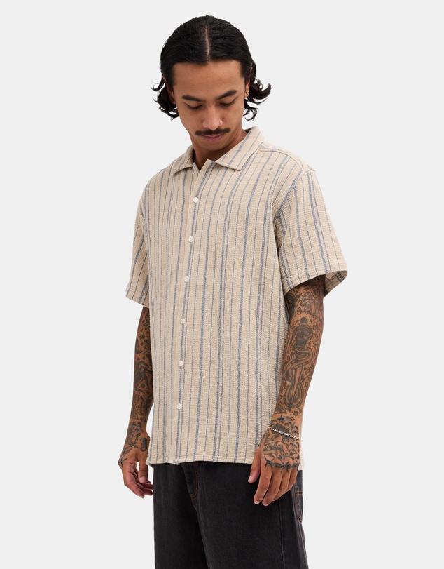 RVCA - Mens Vacancy Stripe Short Sleeve Shirt