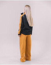 Youmsara - The Freya Half Zip