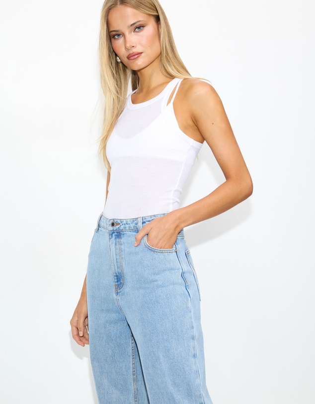 Dazie - Oslo High Waisted Straight Leg Jeans