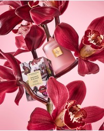 Glasshouse Fragrances - Radiance In Bloom 380g Soy Candle