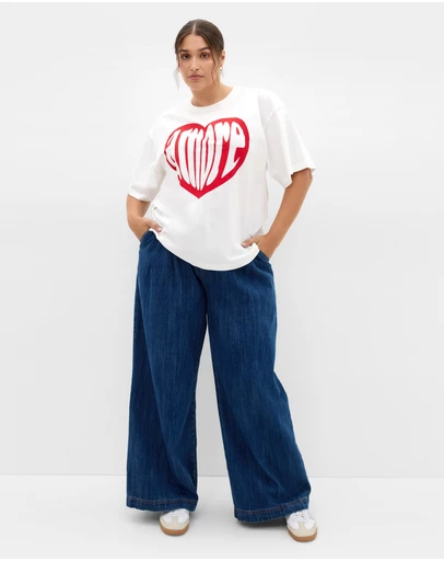 City Chic - Plus size Laid Back Amore Tee - ivory