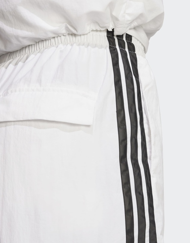 adidas Sportswear - Essentials 3-Stripes Lifestyle Woven Shorts Womens