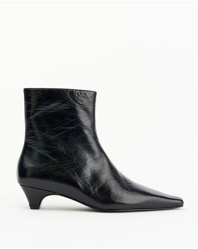 Black Oily Crinkle Leather