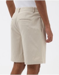 AERE - Cedric Pleated Shorts