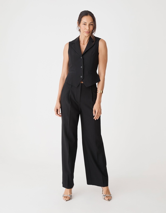 Forcast - Nikki Collared Vest
