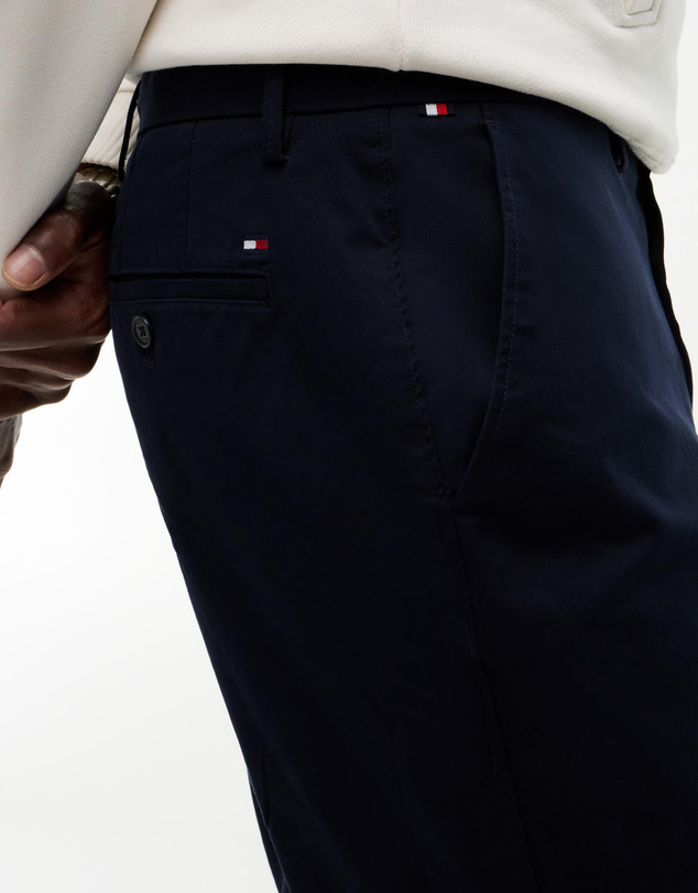Tommy Hilfiger - 1985 Denton Pima Cotton Chinos