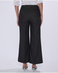 Marcs - Tate Smart Denim Crop Pants