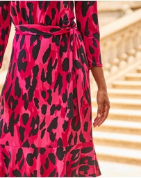 Sosandar - ANIMAL PRINT JERSEY RUFFLE HEM BELTED DRESS