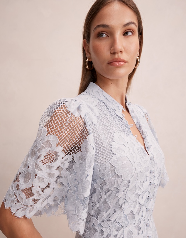 Forever New - Liberty Flutter Sleeves Lace Midi Dress
