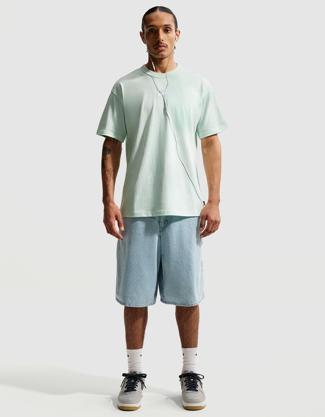 Nike - Sportswear Premium Essentials T-Shirt