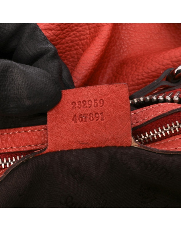 Pre-Loved by Azura Reborn - Pre-Loved gucci Leather Handbag with Braided Handle and Zip Closure