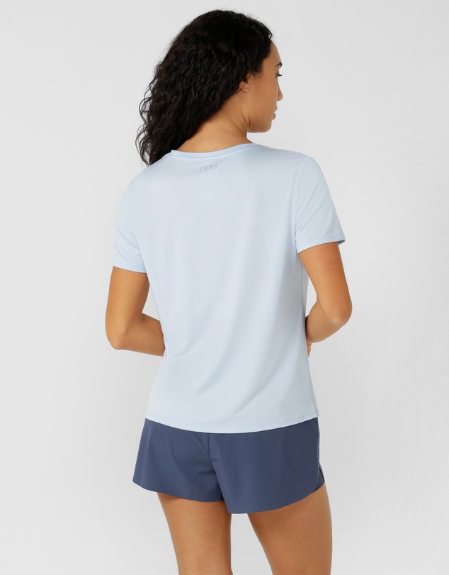 Lorna Jane - Amy Dynamic Active V-Neck T-Shirt