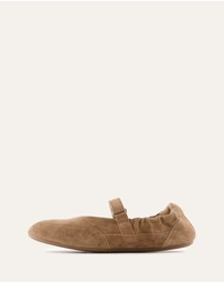 Jo Mercer - Chevy Casual Flats