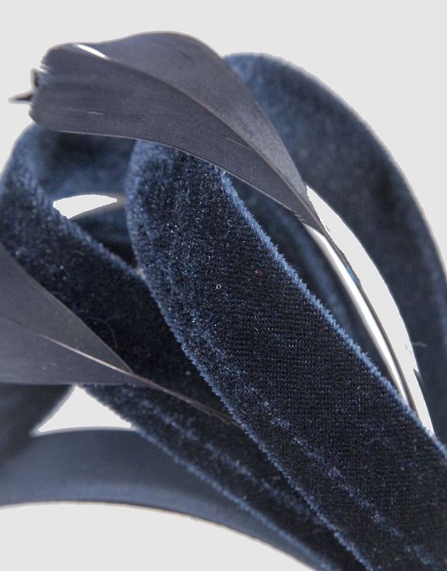 Max Alexander - Large Navy Velvet Bow Racing Fascinator