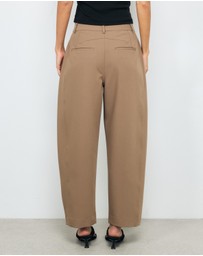 AERE - Brody Tailored Barrel Leg Pants