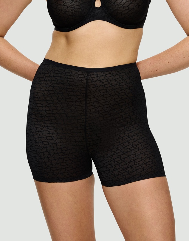 Triumph - Signature Sheer Short