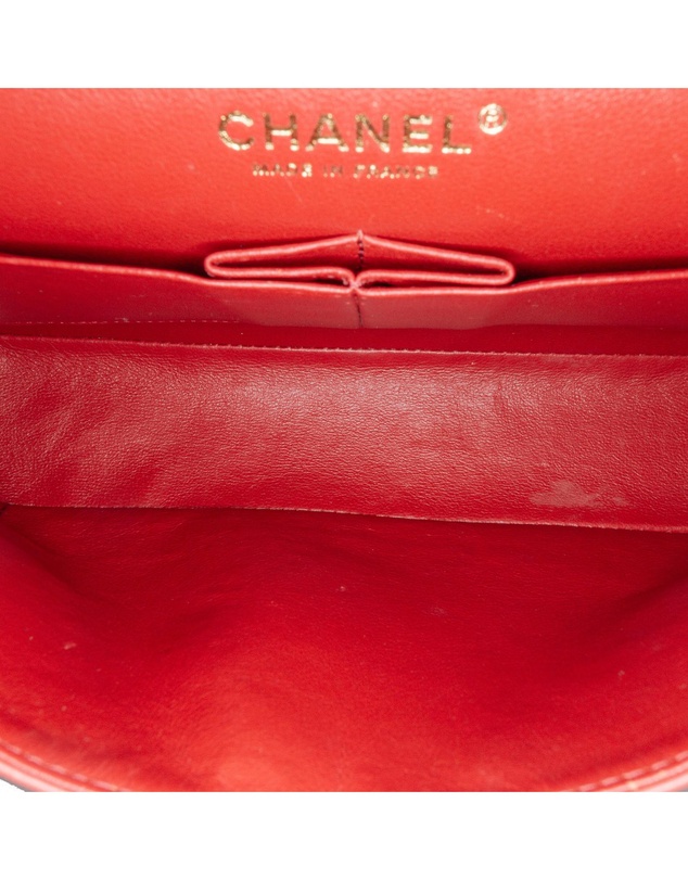 Pre-Loved by Azura Reborn - Pre-Loved Medium Classic Chevron Lambskin Double Flap