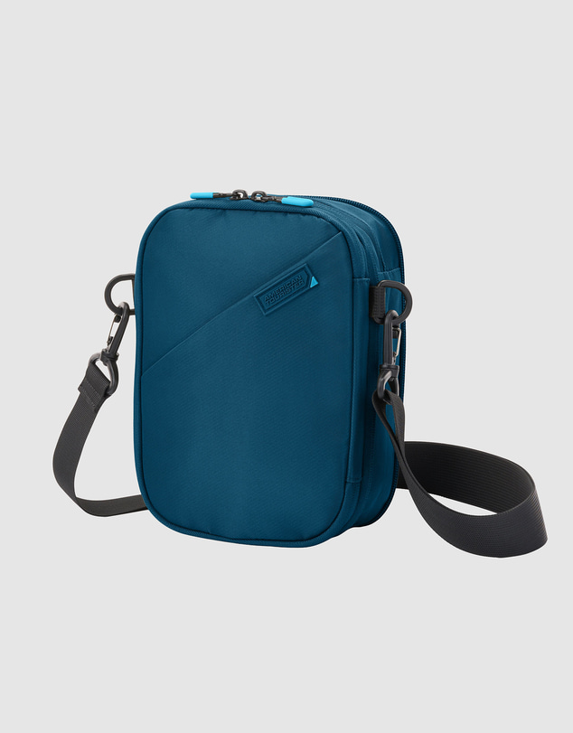 American Tourister - Orbit Vega 3A Lightweight Expandable Crossbody Bag