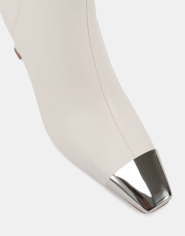 Novo - Delulu Ankle Boots