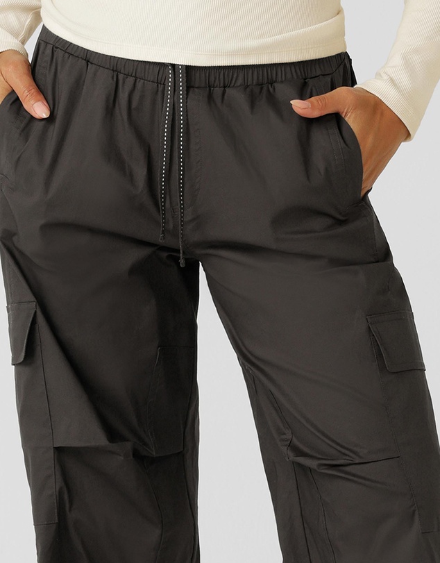 Lorna Jane - Flashdance Wide Leg Cargo Pants