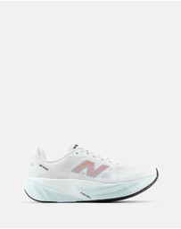 New Balance - FuelCell Rebel v5 - Women's