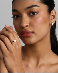 Michael Hill - Heart Signet Ring in 10kt Yellow Gold