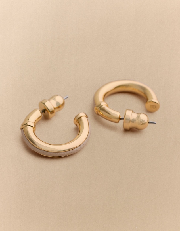 Trenery - Lutra Hoop Earrings in Tahini
