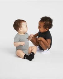 Nike - 3-Pack Core Swoosh No Slip Infant Ankle Socks - Babies