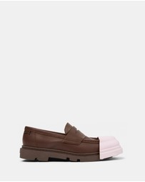 Camper - Loafers Junction