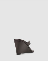 Siren - Chloe Thong Wedges