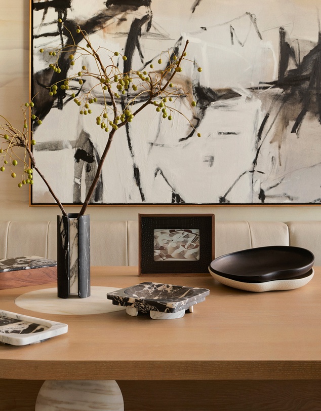 Greg Natale - Vent Vase Nero & Arabescato