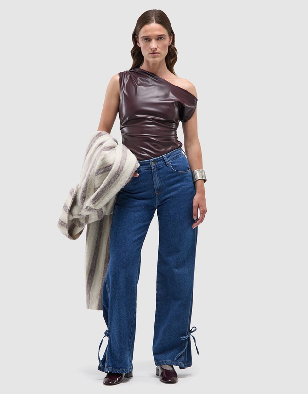 Laagam - Ivone Asymmetric Top