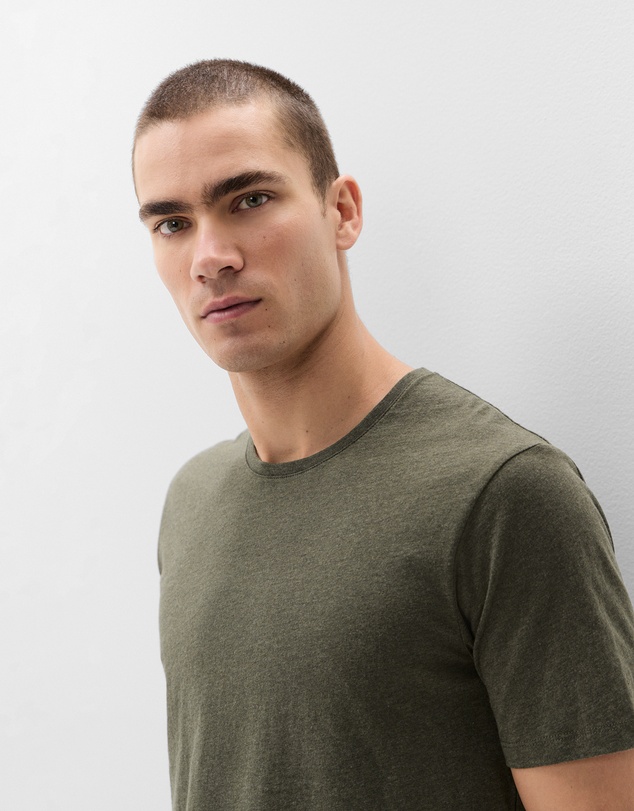 UNISON - Classic Crew Neck T Shirt
