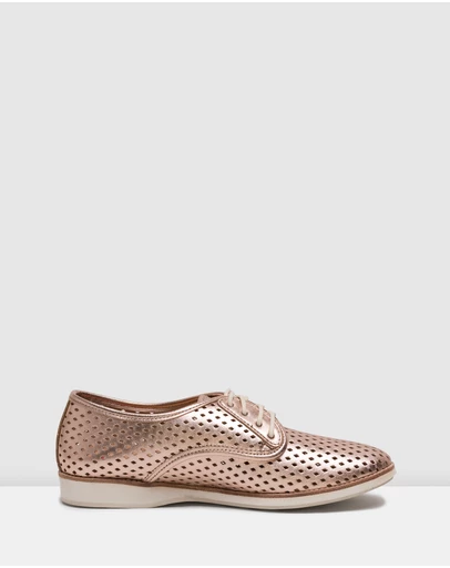 Rollie - Derby Punch Shoe
