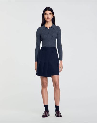 DARK GREY
