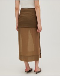 Minima Esenciales - Mika Contrast Layer Maxi Skirt