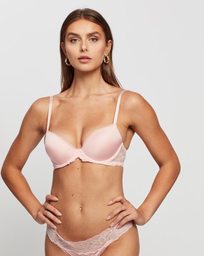 Seductive Comfort with Lace Lift Demi Bra