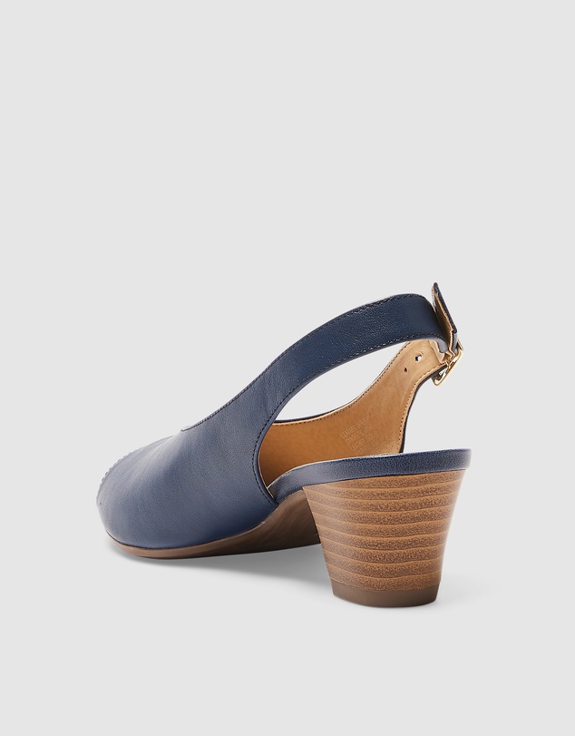 Wide Steps - Hilda