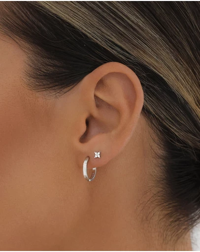 The Silver Collective - Iris Stud Earrings