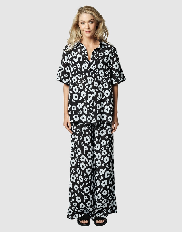 UNE PIECE - Short Sleeve Button-Up Shirt