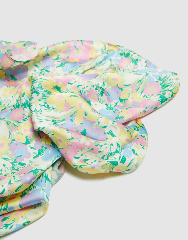 Subtitled - Tropicana Silky Head Scarf