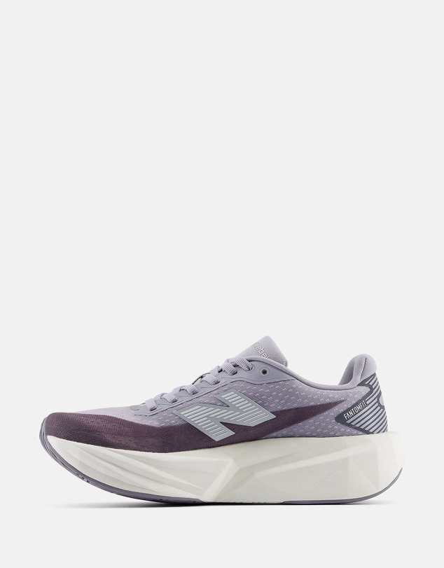 New Balance - FuelCell Rebel v5 (Wide Fit) - Women's