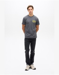 Superdry - Vintage Logo Chest Tee