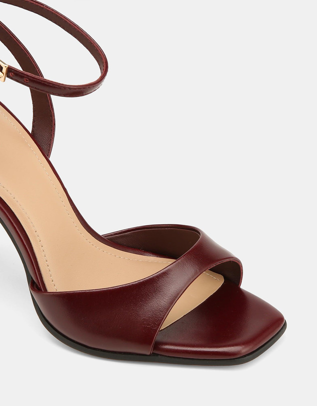 Wittner - Xandy High Sandals Berry Leather
