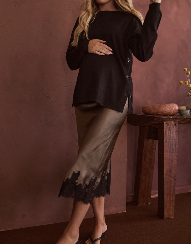 Soon Maternity - Silky Lace Skirt