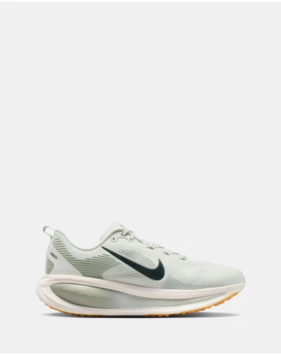 Nike - Vomero 18 - Men's