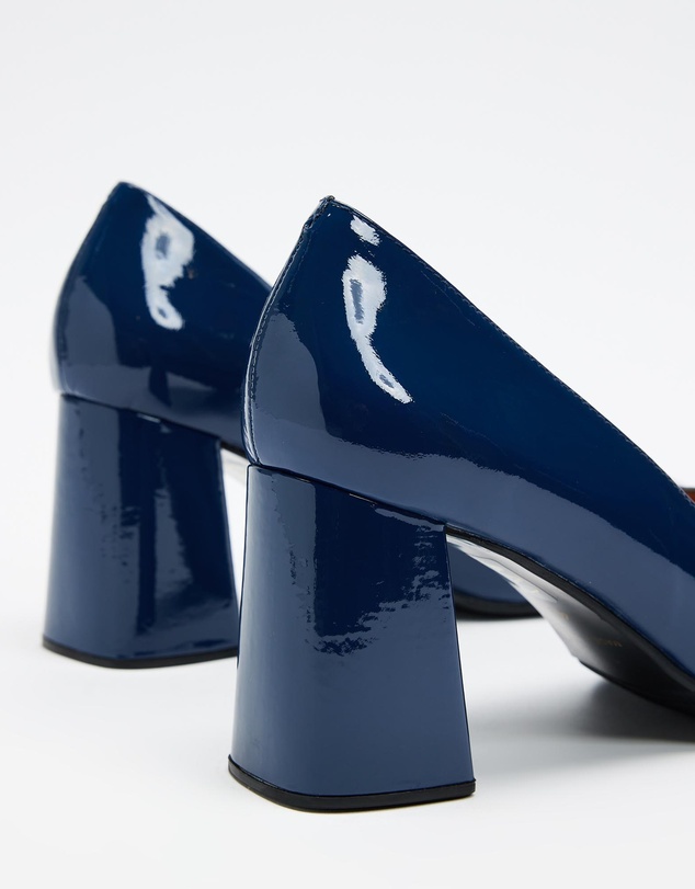 Nina Armando - Alexi Heels